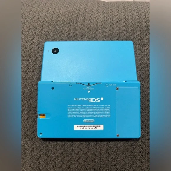 Nintendo DSi blue - Picture 2 of 3